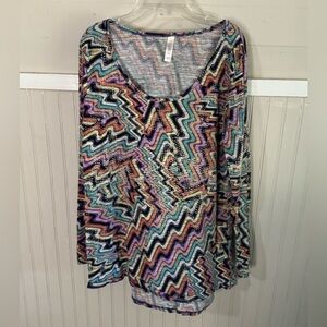 Women’s LuLaRoe long sleeve‎ top size L